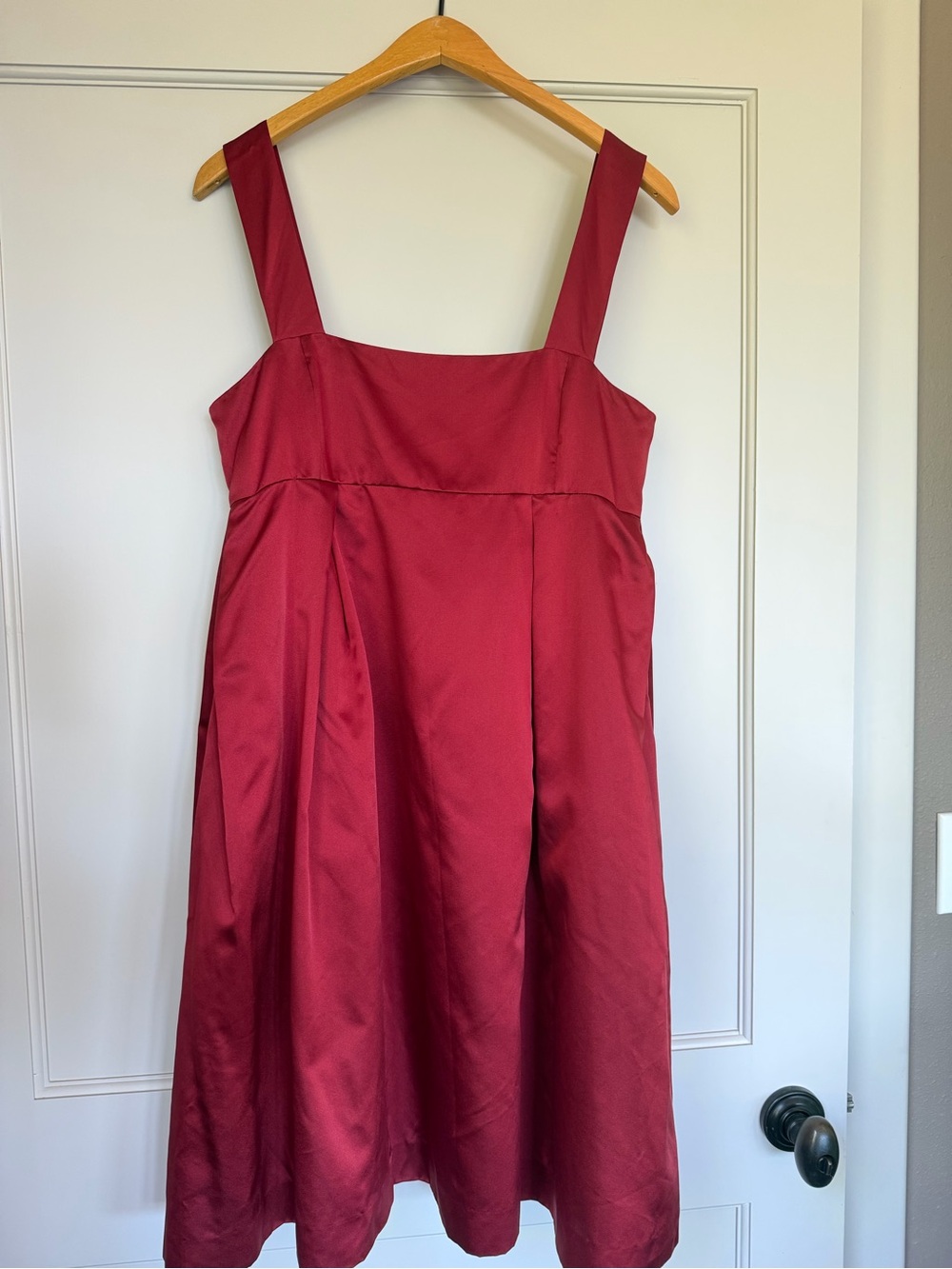 100% silk Vintage Y2K DKNY Donna Karan New York Burgundy Party Dress Size 12
